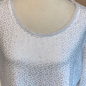 NWOT Chico’s Silver Polka Dot Top Size 2 (12)